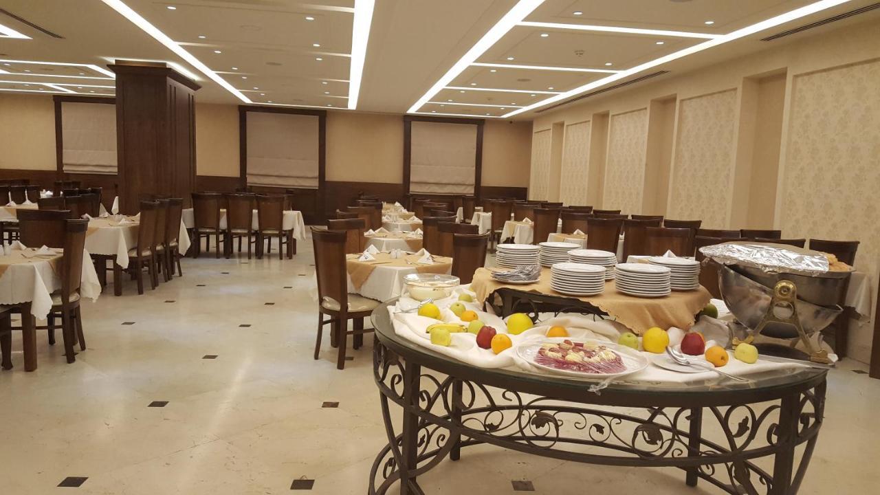 Arena Space Hotel Amman Buitenkant foto